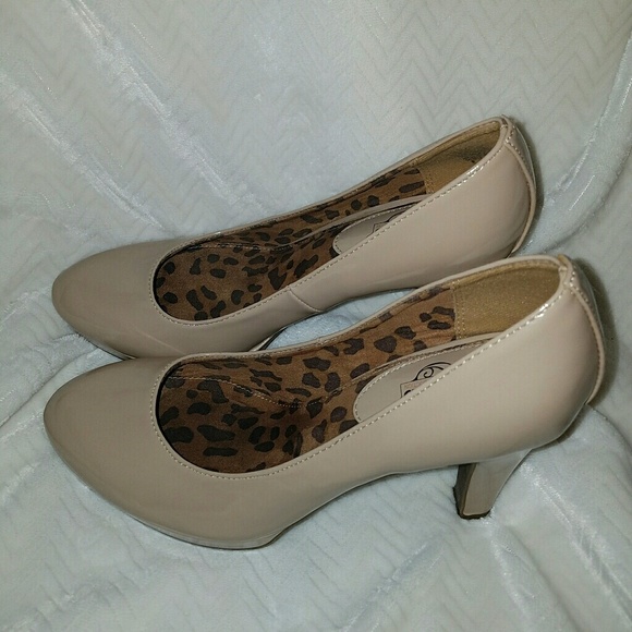 Unlisted by Kenneth Cole Shoes - NEW! Unlisted